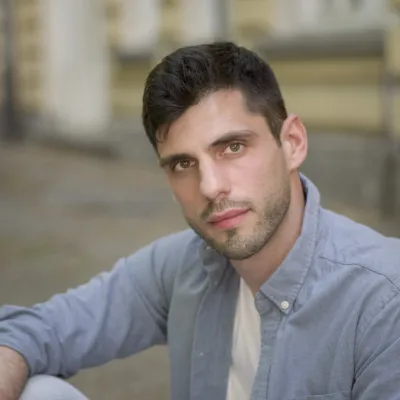 Милен Хальов - писател и преподавател